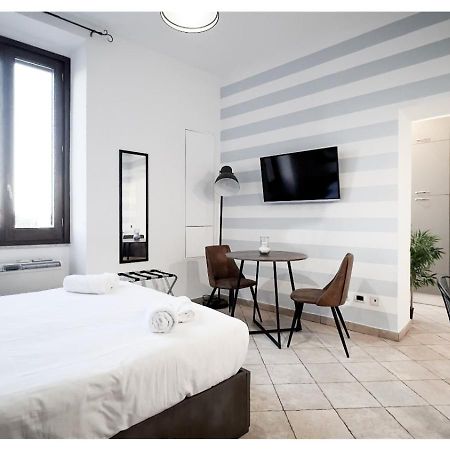 Ostia Holiday Clementina Fiumicino Exterior photo